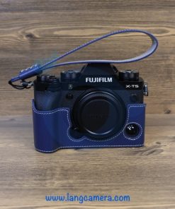 Halfcase Fujifilm XT5 - Mẫu Mới Kèm Dây Đeo Tay
